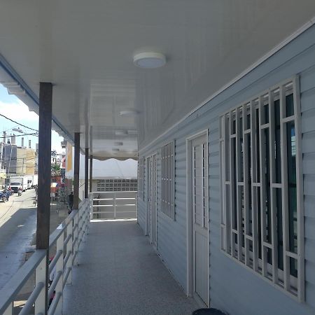 Islander'S Blue House Hotel ซานอันเดรส ภายนอก รูปภาพ