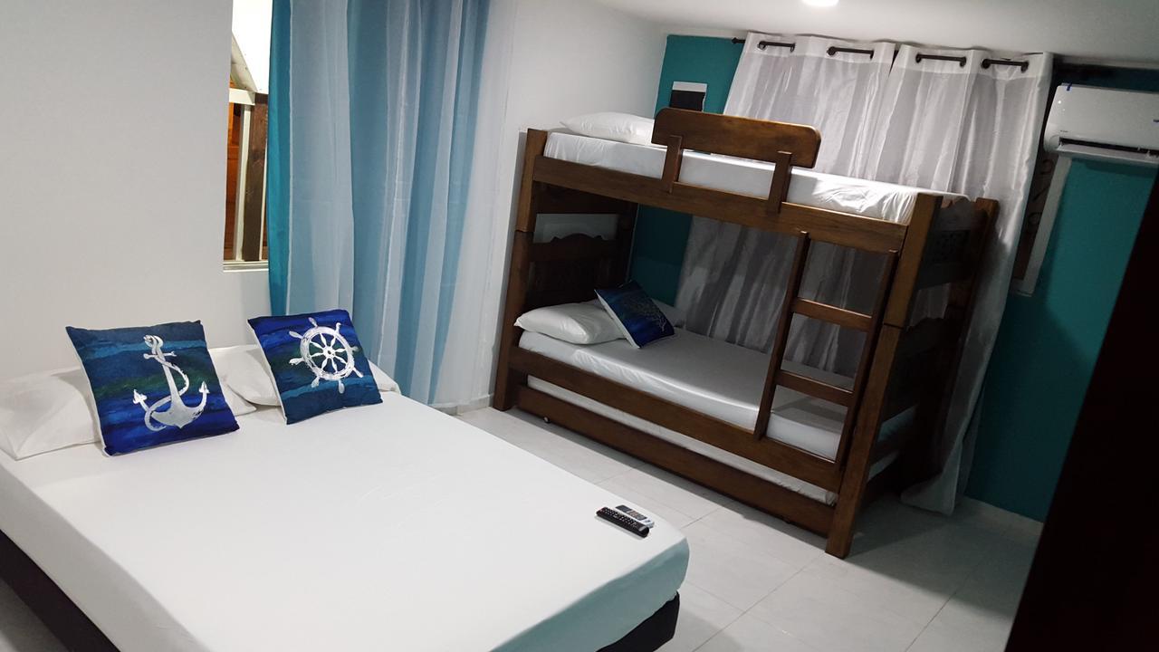 Islander'S Blue House Hotel ซานอันเดรส ภายนอก รูปภาพ