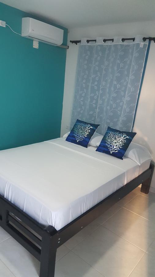 Islander'S Blue House Hotel ซานอันเดรส ภายนอก รูปภาพ