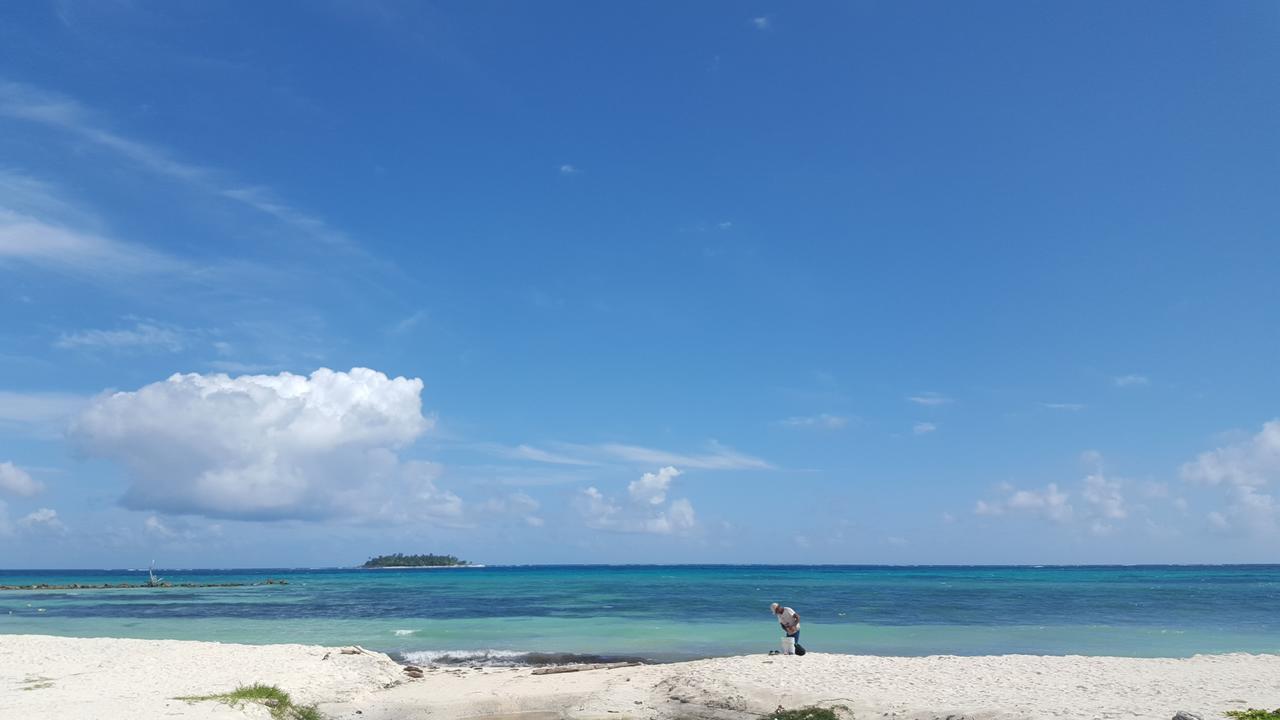 Islander'S Blue House Hotel ซานอันเดรส ภายนอก รูปภาพ
