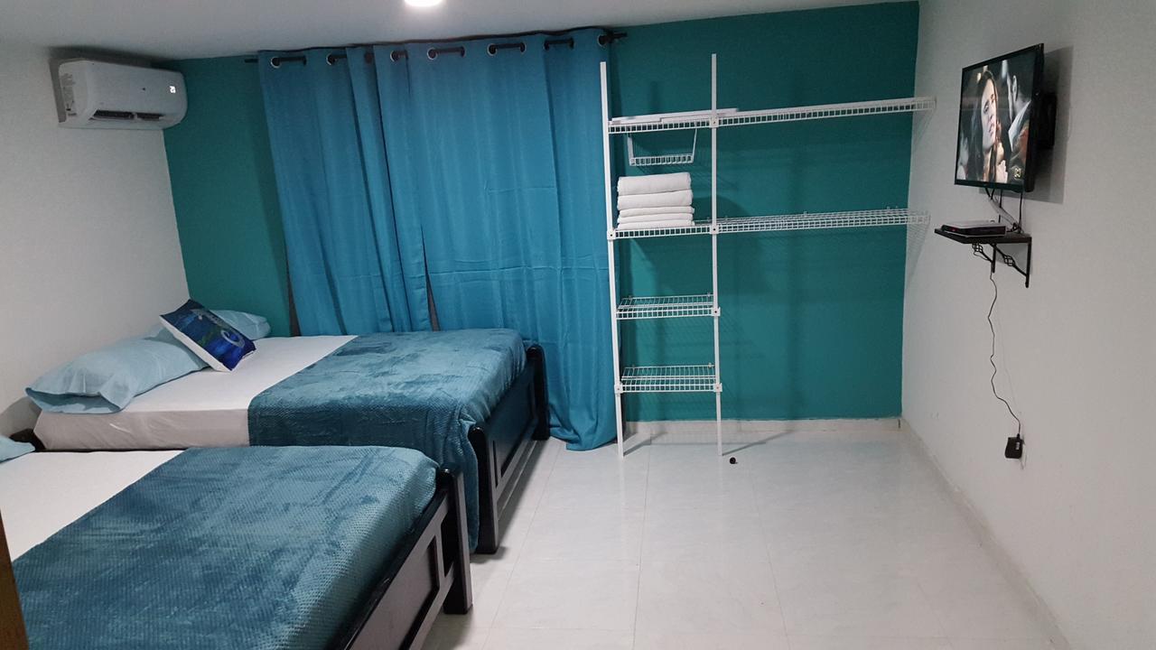 Islander'S Blue House Hotel ซานอันเดรส ภายนอก รูปภาพ