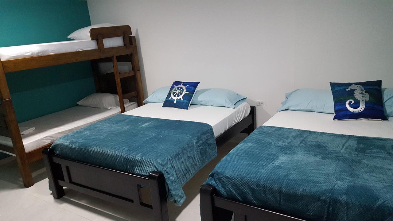 Islander'S Blue House Hotel ซานอันเดรส ภายนอก รูปภาพ